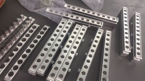 10 Τρύπες Vermicelli Custom Lipstick Mold Μία κοιλότητα Πολλαπλή κοιλότητα