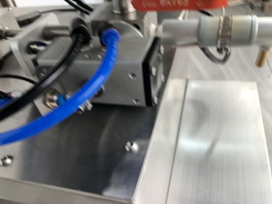 Αυτόματη SUS304 μηχανή γεμίσματος λαμπτήρα χειλιών μονής κεφαλής κάθετη