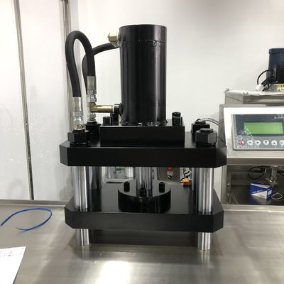 2.8KW Μηχανή κατασκευής καλλυντικών σκόνης 1480x680x1600MM 35-60pcs/min